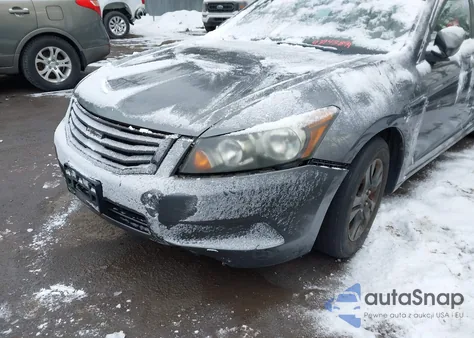 2009 Honda Accord 2.4 Lx-P z USA, uszkodzony, nr VIN 1HGCP26449A074111